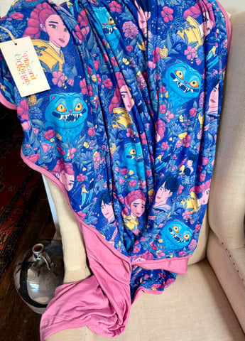 Knuffel blanket “DERPY” triple layer all natural bamboo HUGE throw 59x60